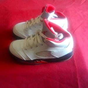 Nike Jordans Worn Sz 9